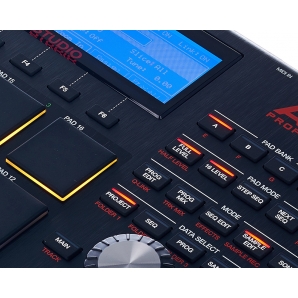 MIDI-контроллер Akai MPC Studio