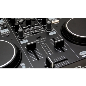 DJ контроллер Denon DJ MC3000