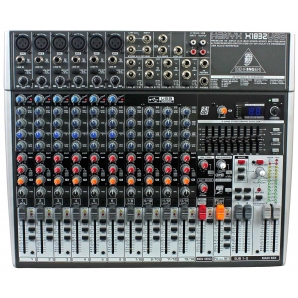 Микшерный пульт Behringer Xenyx X1832USB