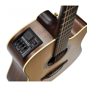 Электроакустическая гитара Takamine P3DC