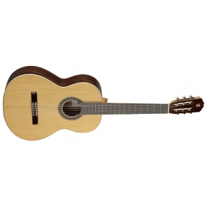 Классическая гитара Alhambra 2C