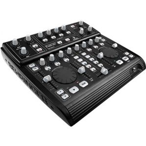 DJ контроллер Behringer BCD3000